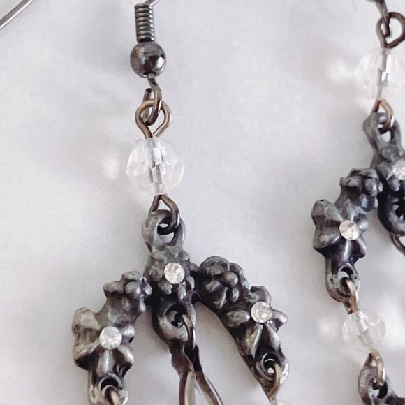 VTG Lot Of 2 Gothic Black Metal Rhinestone Glass Bead Earrings Y2K - Picture 8 of 12